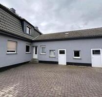 Doppelhaushälfte - 195.000,00&nbsp;EUR Kaufpreis, ca.&nbsp; 134,00&nbsp;m&sup2; in Elsterwerda (PLZ: 04910)