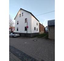 Einfamilienhaus mit Werkstatt und Hebebühne in Limburg- Offheim - Villmar