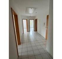 Schlüchtern-Stadt 4 ZKB, 105 qm, DG, Balkon zu vermieten