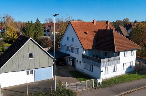Foto - Neu renoviertes 2 Familien-Haus mit Nebengebäude