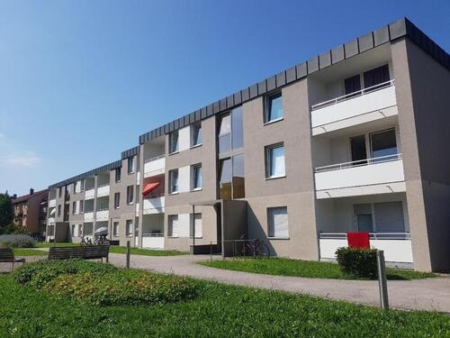 Foto - Helle, sonnige 2 Zimmer Wohnung, kürzlich renoviert