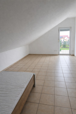 Foto - 2 Zimmer Dachgeschoßwohnung zur Miete in Weidenbach