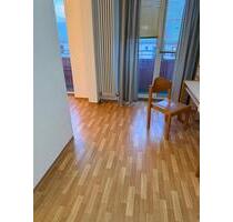 Single Studio Apartment - 400,00&nbsp;EUR Kaltmiete, ca.&nbsp; 100,00&nbsp;m&sup2;&nbsp;Wohnfl&auml;che in Buckenhof (PLZ: 91054)