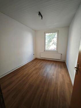 Foto - Frisch renoviert in Linden-Limmer 4-Zimmer mit Garten, Badewanne