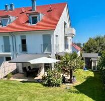 Am See! Gepflegtes 5 Zimmer Reihenendhaus auf der Höri - Gaienhofen