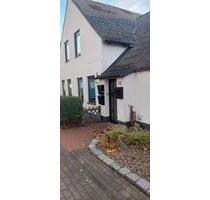 Haus mit 3 vermieteten Wohnungen in Jagel zum Kauf - Dannewerk