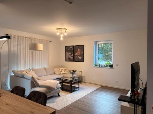 Foto - 2,5- Zi. Neubau EGZweitbezugTerasse74qmeigener EingangStellp