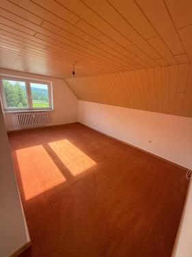 Foto - Teilsanierte Wohnung in Rinteln-Friedrichshöhe, 106 qm, 4 Zimmer