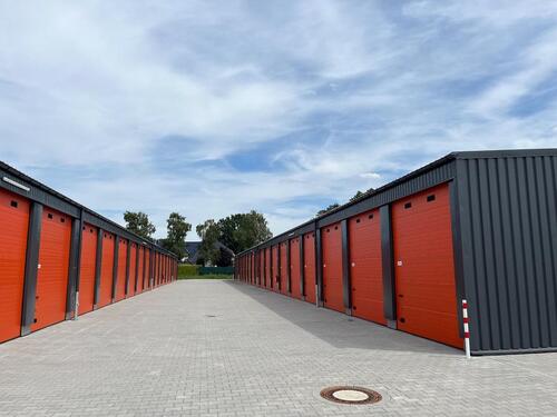 Foto - Sichere Garagen Lagerfläche Selfstorage ab 22,5 m2 bis 44,3 m2