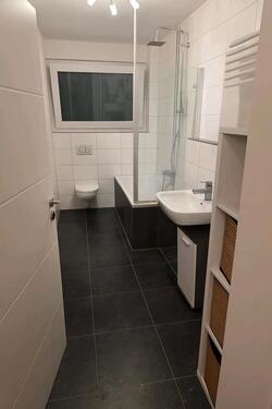Foto - lichtdurchflutete 4-Z.-Wohnung mit Balkon und Stellplätzen