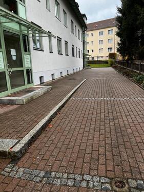 Foto - Ideal zum Start! Teilmöbilierte 2-Raumwohnung mit Balkon