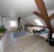 Helle 3-Zimmer Dachgeschosswohnung in Lorsch mit EBK