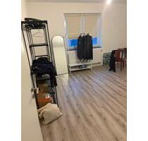 1,5 Zimmer Wohnung 44qm mit Einbauküche 1. OG saniert - Oberhausen Alsfeld