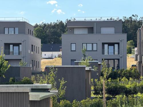 Foto - Neubau 4-Zimmer-Wohnung mit großer gemütlicher Loggia