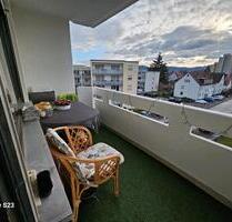 Vermietete und helle 3 - Zimmer -Wohnung mit Balkon und Wanne. - Weinheim