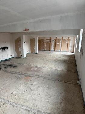 Foto - LagerflächeAbstellfläche in eingezäuntem Garagenhof HOYERSWERDA