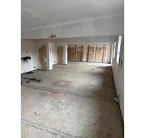 LagerflächeAbstellfläche in eingezäuntem Garagenhof HOYERSWERDA - Großröhrsdorf LagerflächeAbstellfläche in eingezäuntem Garagenhof HOYERSWERDA - Großröhrsdorf