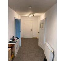 Großzügige 5-Raum-Wohnung mit Stellplatz - Sonneberg