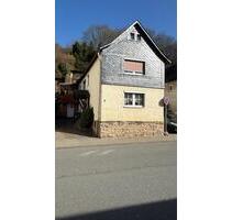 EFH in Ehringshausen - 145.000,00 EUR Kaufpreis, in Ehringshausen (PLZ: 35630)