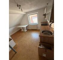 3-Zimmer-Dachgeschosswohnung mit ca. 72 m² in Siegen-Eiserfeld - Kreuztal