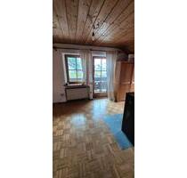 Dachgeschoss Wohnung ca. 50 qm - 600,00&nbsp;EUR Kaltmiete, ca.&nbsp; 50,00&nbsp;m&sup2; in Aying (PLZ: 85653)