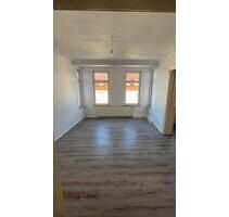 Sanierte 4-Zimmer-Wohnung mit Balkon in Bremerhaven-Wulsdorf