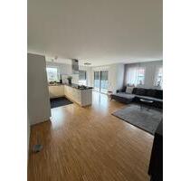 neuwertige 3-Zimmer-Wohnung mit Balkon und Tiefgaragenstellplatz - Eschweiler