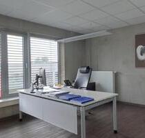 Moderne Bürofläche im Obergeschoss an verkehrsgünstigem Standort in Baden-Baden Oos