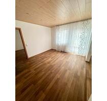 2-Zimmer Wohnung NEU renoviert - 800,00&nbsp;EUR Kaltmiete, ca.&nbsp; 50,00&nbsp;m&sup2; in Steinebach/Sieg (PLZ: 57520)