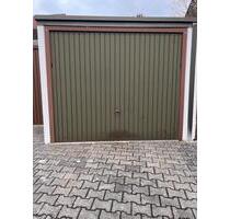 Garage für Sommerauto zu vermieten - Selb