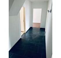 3 Zimmer DG Wohnung in Hof zu vermieten