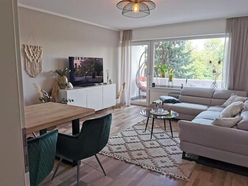 Foto - Zentrale 2ZKB mit 2 Balkonen und Einbauküche