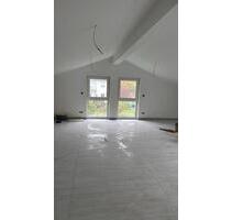 Dachgeschoss Wohnung - 1.130,00 EUR Kaltmiete, in Aßlar (PLZ: 35614)