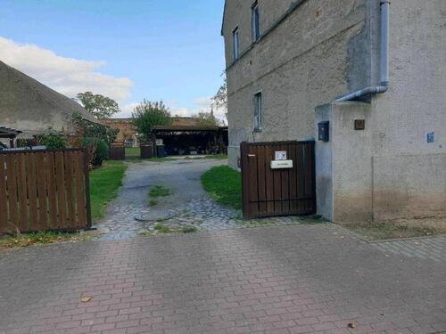 Foto - Im 2-Familienhaus eine Wohnung + Grundstück