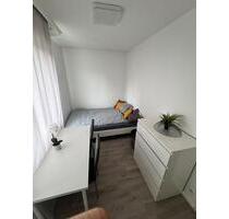 WG-Zimmer verfügbar, sofort Bezugsfertig. - Berlin Neukölln