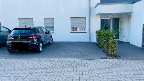 Foto - PKW Stellplatz 32584 Löhne Gohfeld