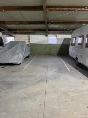 Foto - Hallenstellplatz für Oldtimer oder Auto