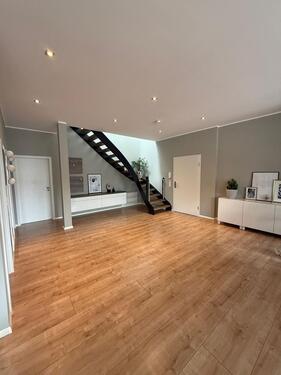 Foto - Penthousewohnung als GewebeflächeBüroBeautysalon zu vermieten