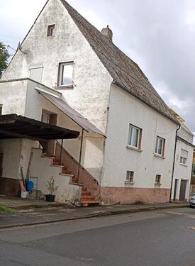 Foto - Zweifamilienhaus - 135.000,00 EUR Kaufpreis,