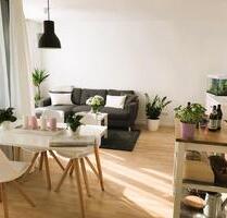 Helle 2-Zimmerwohnung mit Terrasse u. Garten, Barrierefrei - Stuttgart Luginsland