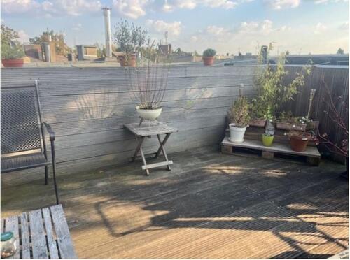 Foto - Gemütliche Altbauwohnung mit großer Dachterrasse – ab 1.2.26