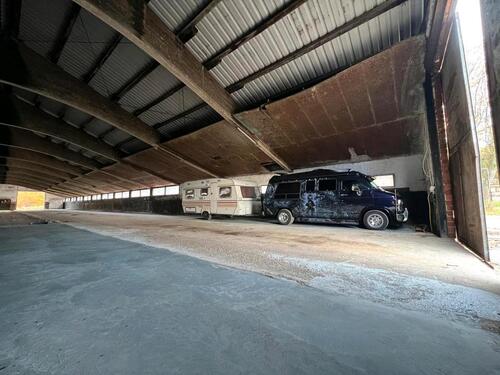 Foto - Lagerhalle Wohnmobil Stellplatz Storage im Städtedreieck HH H HB