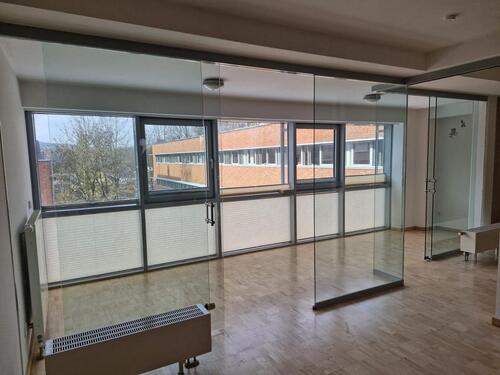 Foto - Helle 2-Zimmer-Wohnung mit Wintergarten, EBK & Aufzug