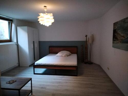 Foto - Souterrain Wohnung auf Zeit - 28,00&nbsp;EUR Kaltmiete, ca.&nbsp; 46,00&nbsp;m&sup2;