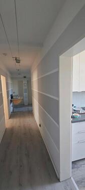 Foto - 4-Zimmer-Wohnung mit Loggia und Abstellraum - zentrumsnah