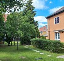 Wohnhaus, 5 Zi. Whg (frei) 2 Einliegerwohnungen + Ausbaureserve - Luckenwalde