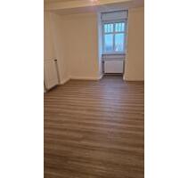 Große 5-Zimmer-Dachgeschosswohnung im Stadtkern - Luckenwalde