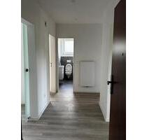 Exklusive kernsanierte 3-Zimmer-Erdgeschosswohnung mit 2 Balkonen - Wilhelmshaven