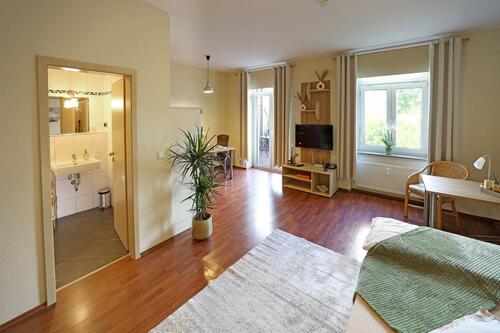 Foto - möblierte 1 Zimmer Wohnung - 650,00&nbsp;EUR Kaltmiete, ca.&nbsp; 30,00&nbsp;m&sup2;