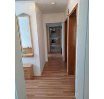 3 Zimmer Küche Bad mit Terrasse und Kellerraum - Gleichen